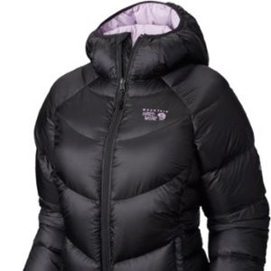 Mountain Hardware Down Puffy Coat WARM!